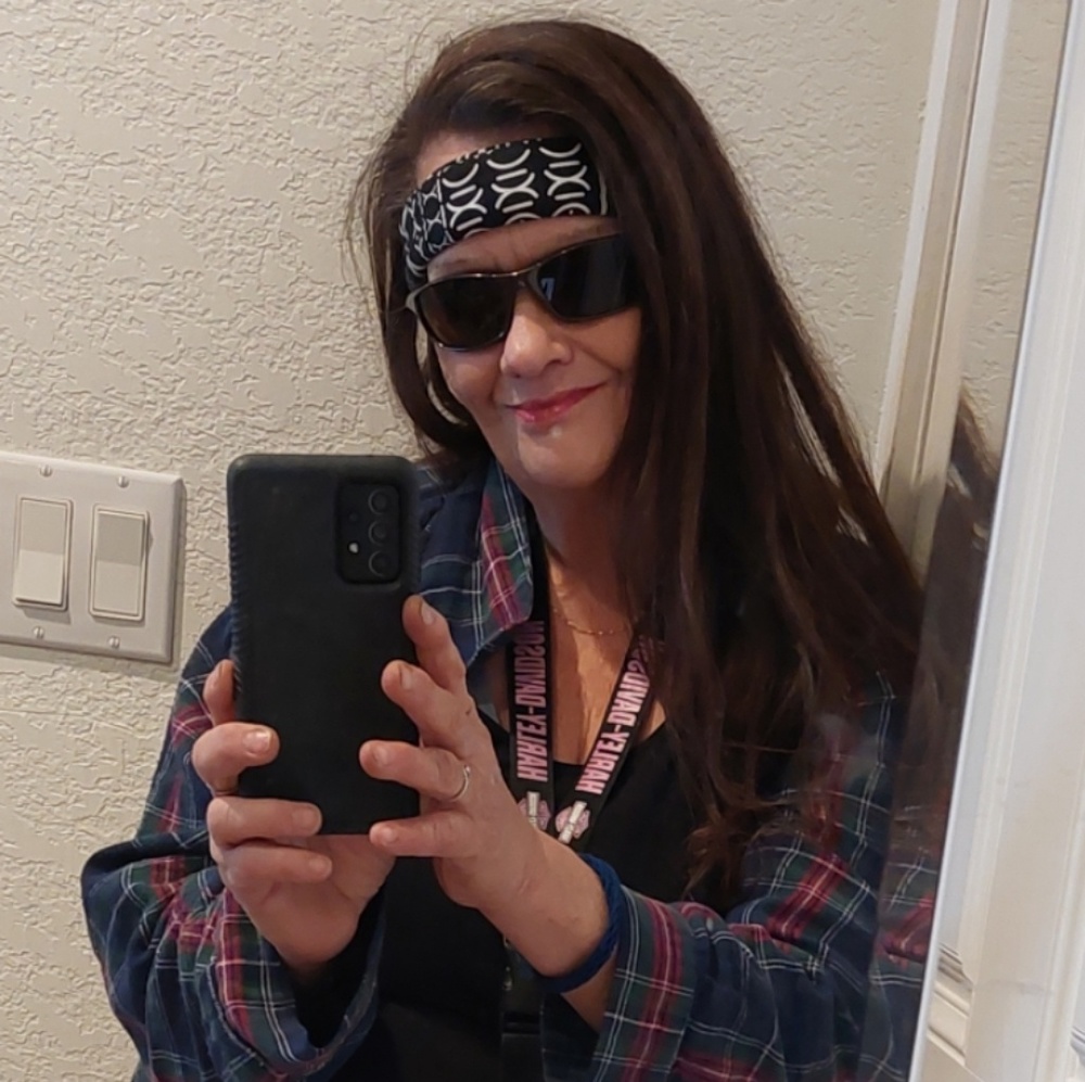 Meet your Posher, Rhonda